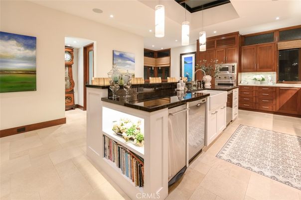 Interior, Kitchen, Pendant Lights, Recessed Lighting, Stainless Steel Appliances
