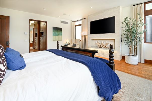 Bedroom, Fireplace, Interior, Recessed Lighting, Wood Texture Flooring