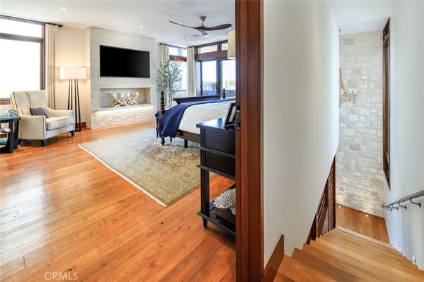 Bedroom, Fireplace, Interior, Recessed Lighting, Wood Texture Flooring