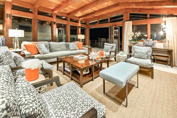 Dining room, Interior, Living room, Pendant Lights, Wooden Beams, Wooden Ceilings