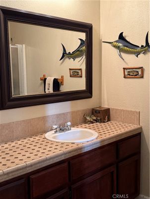 Bathroom, Interior, Tile Countertops
