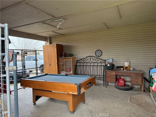 Billiard Table, Game Room, Interior