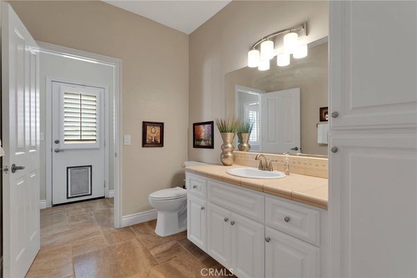 Bathroom, Interior, Tile Countertops