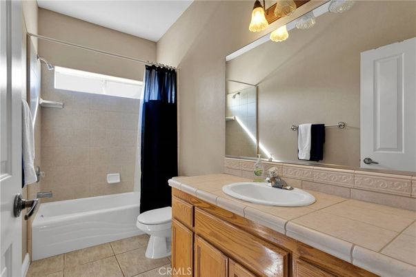 Bathroom, Interior, Tile Countertops