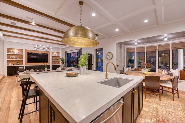 Dining room, Interior, Kitchen, Living room, Pendant Lights, Recessed Lighting, Wood Texture Flooring