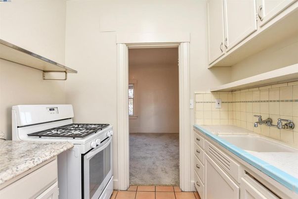 Interior, Kitchen, Tile Countertops