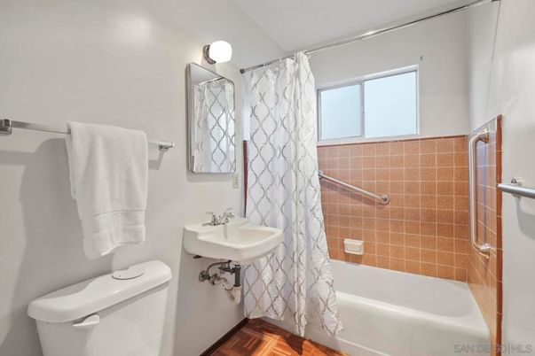 Bathroom, Interior