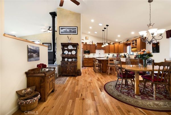Chandelier, Dining room, Interior, Kitchen, Pendant Lights, Recessed Lighting, Wood Texture Flooring