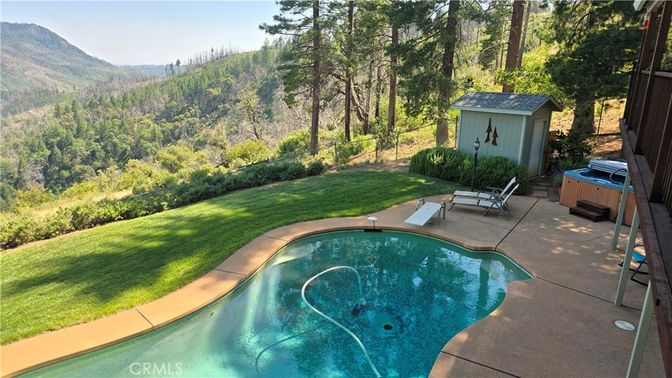 Exterior, Hot Tub, Pool