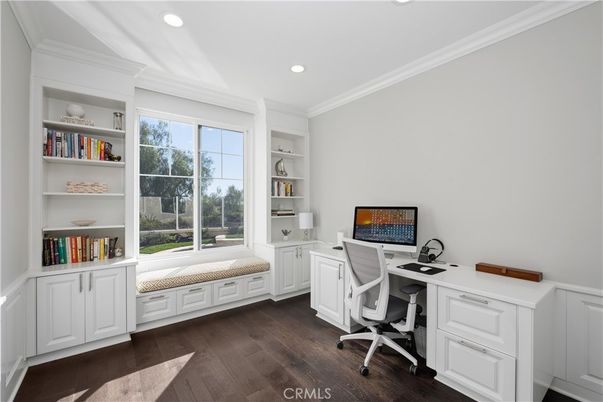 Home Office, Interior, Recessed Lighting, Wood Texture Flooring