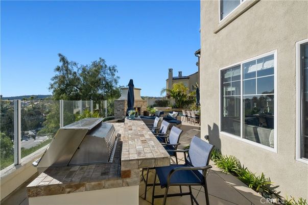 Exterior, Fireplace