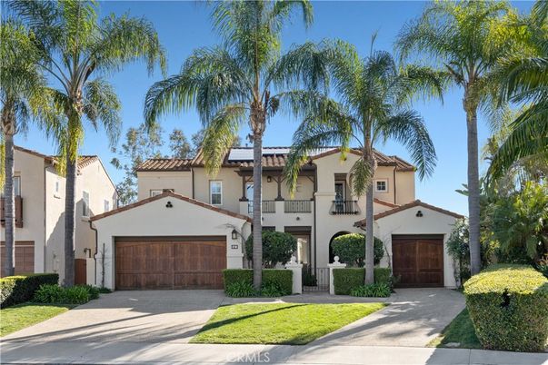 Attached, Exterior, Facade, Spanish Mediterranean