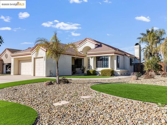 Attached, Backyard, Exterior, Facade, Mediterranean