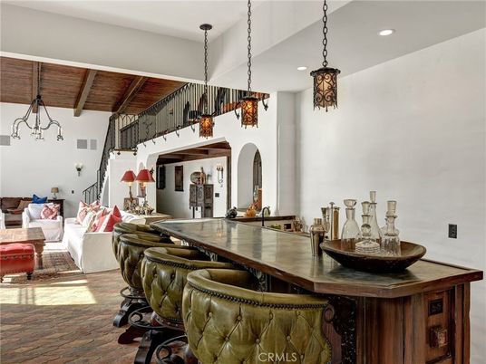 Interior, Living room, Pendant Lights, Recessed Lighting, Wooden Beams, Wooden Ceilings