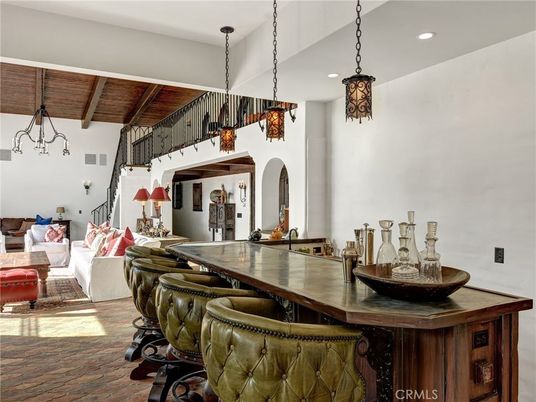 Interior, Living room, Pendant Lights, Recessed Lighting, Wooden Beams, Wooden Ceilings