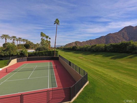 Exterior, Tennis Courts