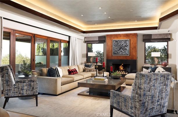 Fireplace, Interior, Living room, Recessed Lighting