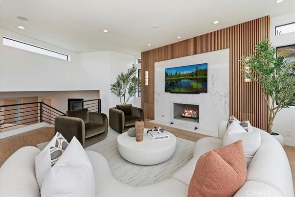 Fireplace, Interior, Living room, Recessed Lighting, Wood Texture Flooring
