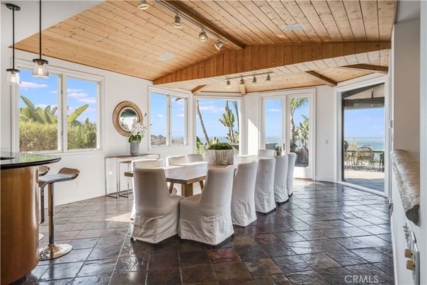 Dining room, Interior, Pendant Lights, Water, Wooden Beams, Wooden Ceilings
