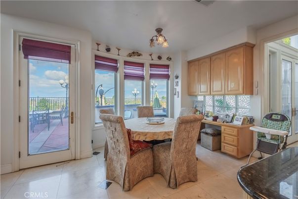 Dining room, Interior, Water