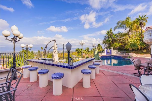 Exterior, Pool, Water