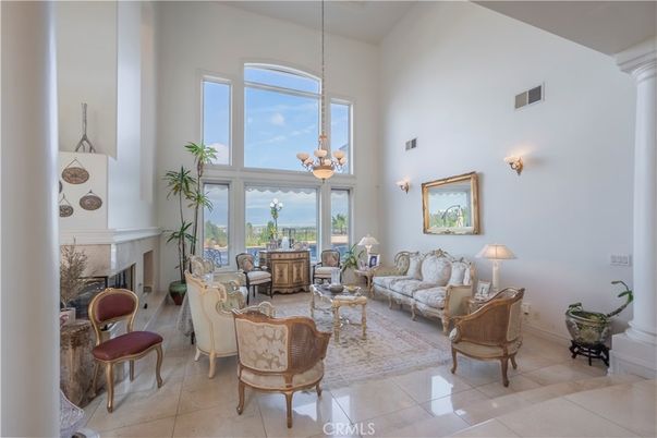 Fireplace, Interior, Living room, Water