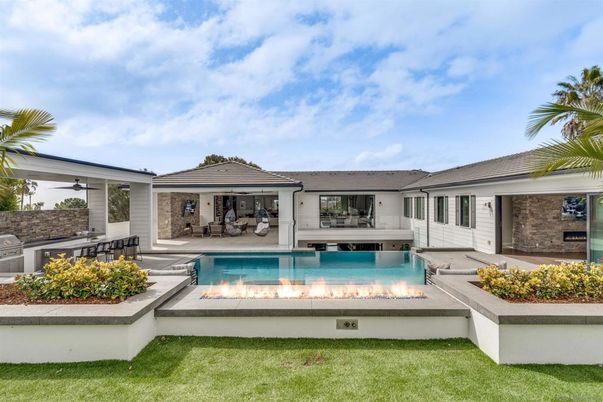 Backyard, Exterior, Pool
