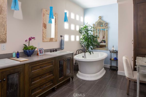 Bathroom, Dual Sink Vanities, Free Standing Baths, Interior, Pendant Lights