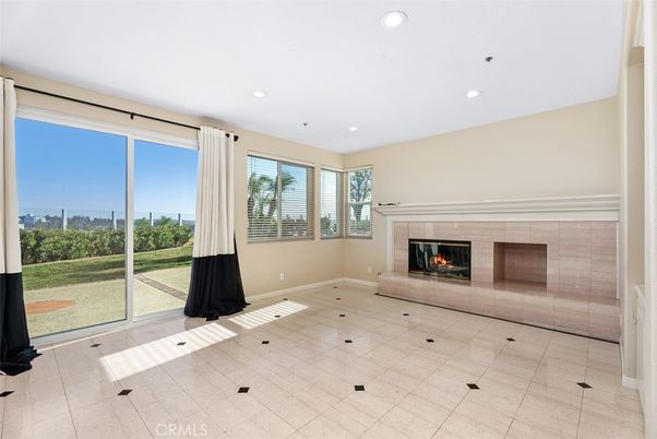 Empty room, Fireplace, Interior, Recessed Lighting