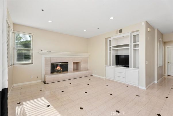 Empty room, Fireplace, Interior, Recessed Lighting