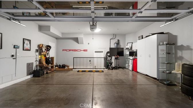 Fitness Equipment, Garage, Interior