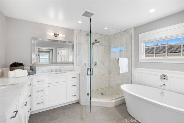 Bathroom, Dual Sink Vanities, Free Standing Baths, Glass Shower, Interior, Recessed Lighting