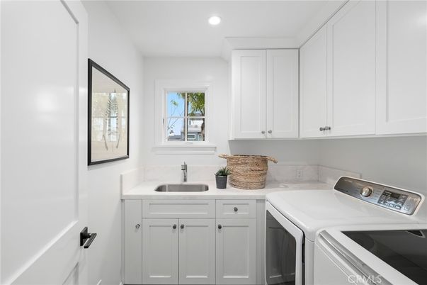 Interior, Recessed Lighting, Washer