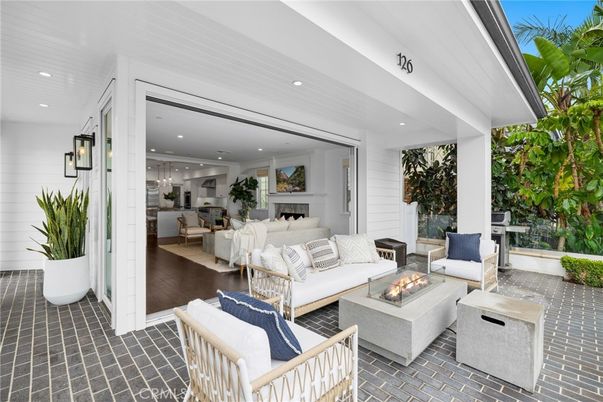 Exterior, Fireplace, Recessed Lighting