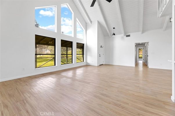 Empty room, Interior, Pendant Lights, Wood Texture Flooring