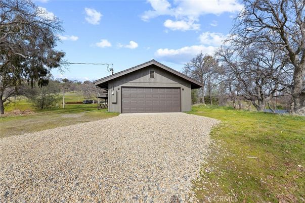 Backyard, Detached Garage, Exterior