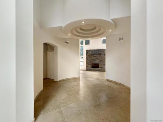 Fireplace, Interior, Recessed Lighting