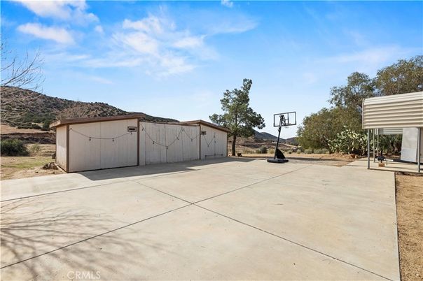 Backyard, Detached Garage, Exterior