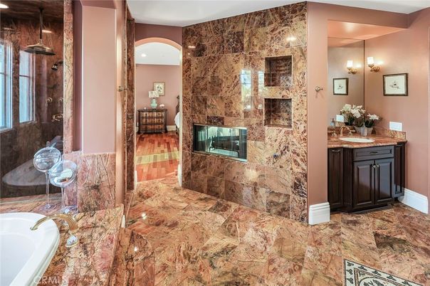 Bathroom, Fireplace, Interior, Recessed Lighting