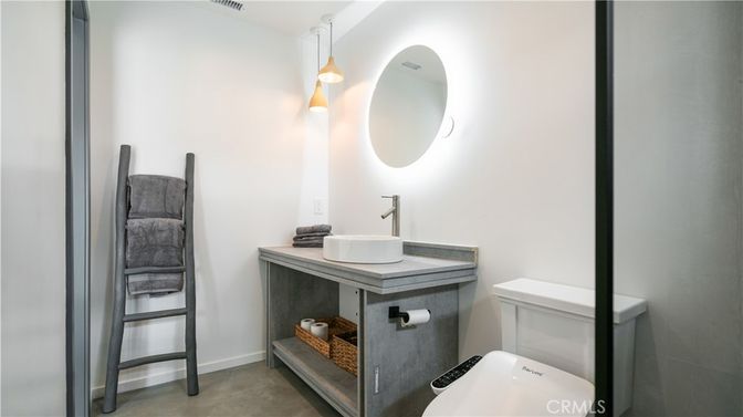 Bathroom, Interior, Pendant Lights