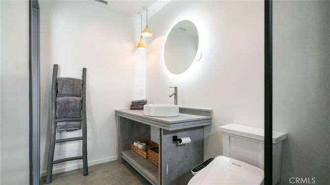 Bathroom, Interior, Pendant Lights