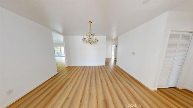 Chandelier, Empty room, Interior, Wood Texture Flooring