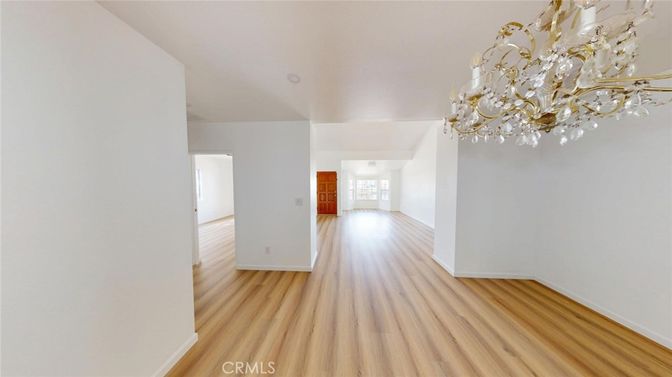 Chandelier, Empty room, Interior, Wood Texture Flooring