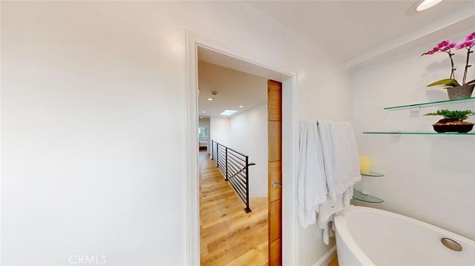 Bathroom, Interior, Recessed Lighting, Wood Texture Flooring