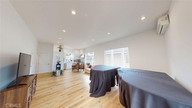 Dining room, Interior, Kitchen, Recessed Lighting, Wood Texture Flooring