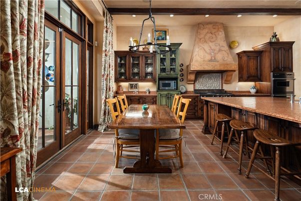 Dining room, Interior, Kitchen, Recessed Lighting