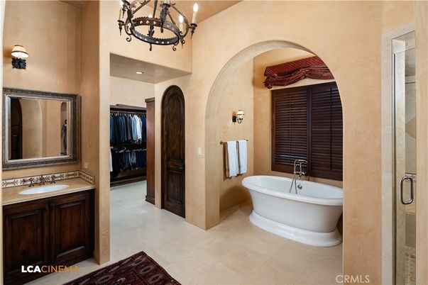 Bathroom, Dual Sink Vanities, Free Standing Baths, Interior