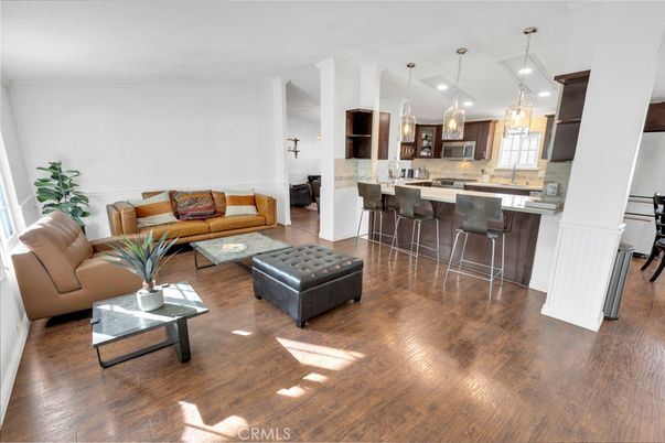 Interior, Kitchen, Living room, Pendant Lights, Wood Texture Flooring