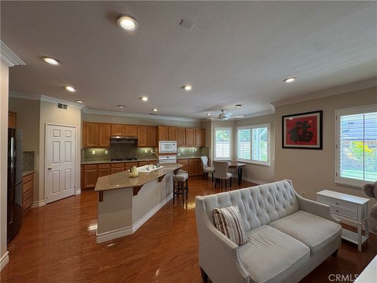 Dining room, Interior, Kitchen, Recessed Lighting, Wood Texture Flooring
