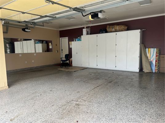 Garage, Interior